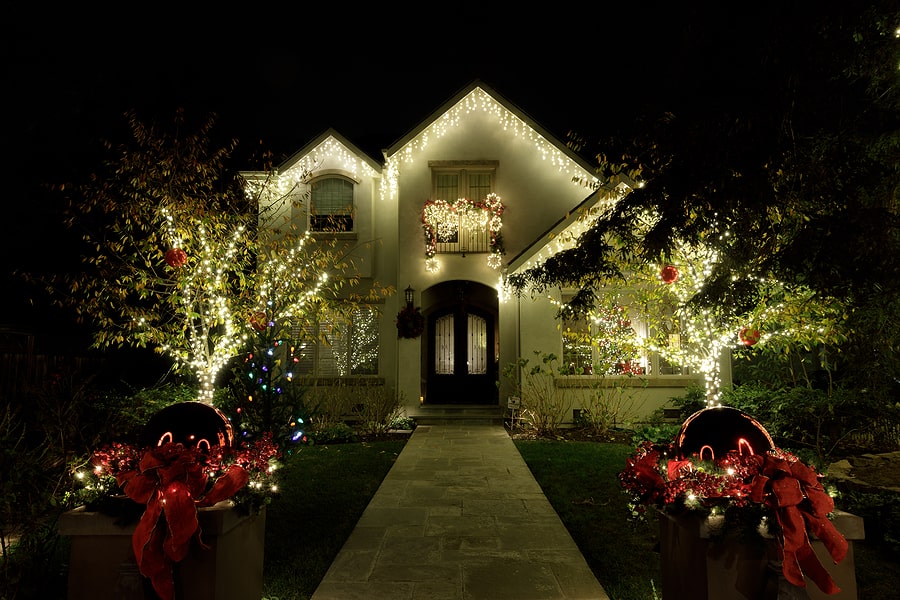 How To Hang Christmas Lights Without Damaging Your Roof