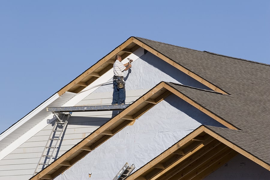 Factors Affecting How Long Your Vinyl Siding Lasts